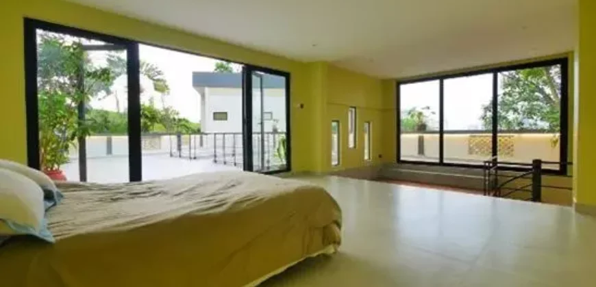 7 bedroom bungalow