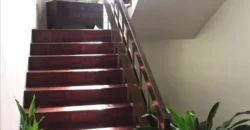6 bedroom bungalow